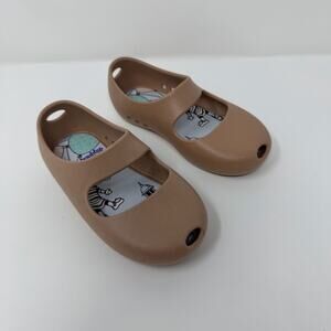 Baubles + Soles Girls Bronze Mary Jane Flats Size 8